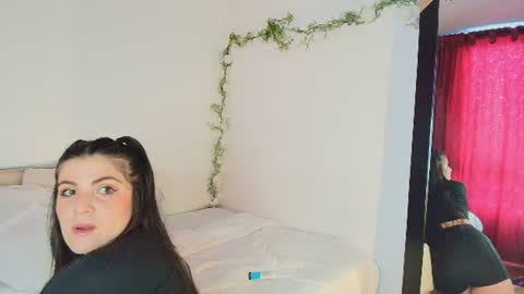 Snapshot of amara_vega chatting on June 2026 02:07:01 PM Amara Vega online show from June 2026 02:07:01 PM