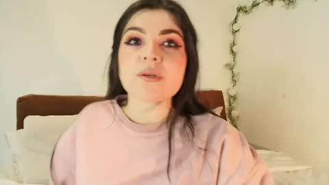 Snapshot of amara_vega chatting on July 2026 09:35:02 AM Amara Vega online show from July 2026 09:35:02 AM