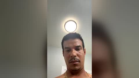 amarildo_vitor1 online show from July 2026 10:49:02 PM