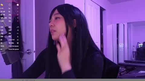 leash online show from February 2026 08:25:01 PM