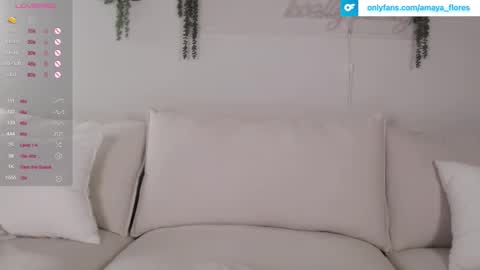 amaya_floress online show from October 2025 05:11:02 AM