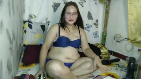 Snapshot of amazing_angel22 chatting on December 2024 05:20:02 PM amazing angel online show from December 2024 05:20:02 PM