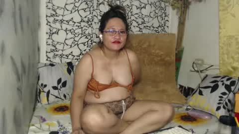 Snapshot of amazing_angel22 chatting on March 2025 11:35:02 PM amazing angel online show from March 2025 11:35:02 PM