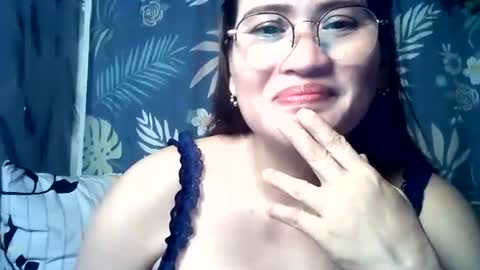 Snapshot of amazing_angel22 chatting on September 2025 06:57:01 PM amazing angel online show from September 2025 06:57:01 PM