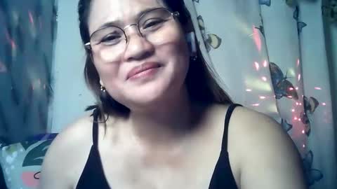 amazing angel online show from March 2026 01:38:01 PM