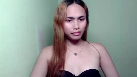 YELLA online show from May 2026 09:36:01 AM