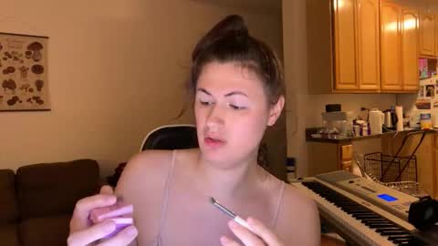 amazon_astrid online show from March 2026 09:51:01 PM