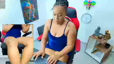 Snapshot of amba_rosee1 chatting on September 2025 12:36:01 AM AMBAR online show from September 2025 12:36:01 AM