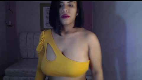 Ambar online show from October 2025 03:04:02 AM