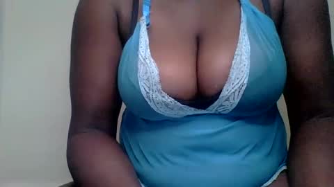 Snapshot of ambar_jasiri chatting on February 2025 09:37:01 PM Mia online show from February 2025 09:37:01 PM