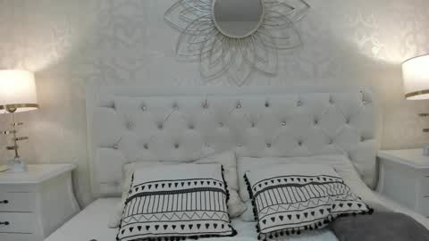 Snapshot of ambar_lorens chatting on February 2026 01:22:01 PM Ambar online show from February 2026 01:22:01 PM