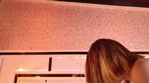 Julieta  online show from September 2025 11:37:02 AM