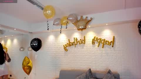 ambarcoxx online show from February 2026 11:42:01 AM