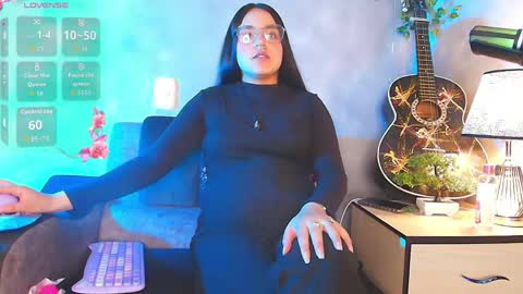 Snapshot of ambardevon_x chatting on April 2026 08:15:02 PM ambardevon_x online show from April 2026 08:15:02 PM