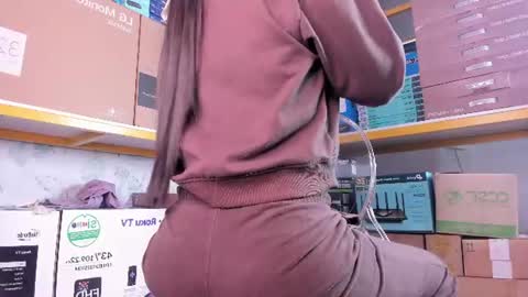 Snapshot of ambarina_ chatting on June 2026 11:36:01 AM Ambarina online show from June 2026 11:36:01 AM