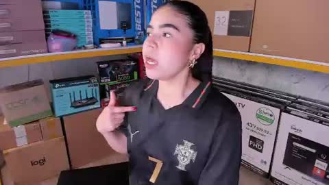 Snapshot of ambarina_ chatting on July 2026 03:03:02 PM Ambarina online show from July 2026 03:03:02 PM