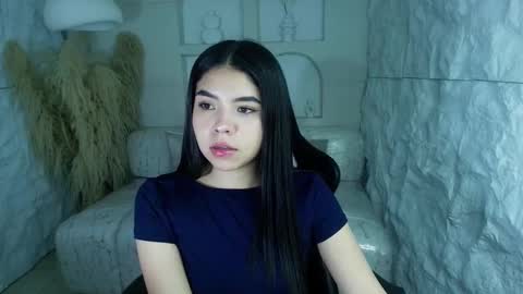 Ambarina online show from September 2025 03:00:01 AM
