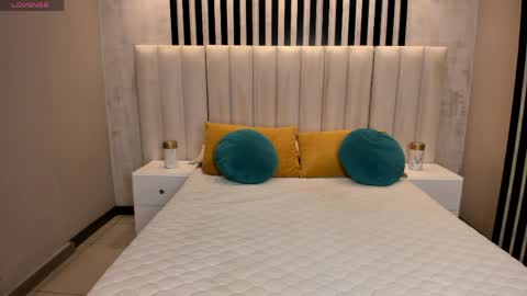 Ambar  online show from April 2026 11:41:01 AM