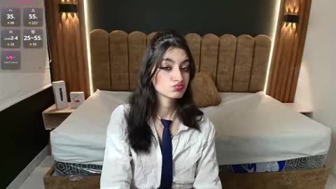 AMBAR LEE online show from March 2026 12:11:01 PM