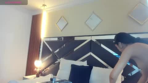 Ambar Ross online show from April 2026 01:56:02 PM