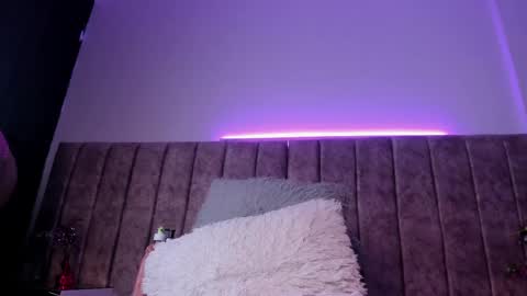  Amber  online show from April 2026 01:05:01 PM