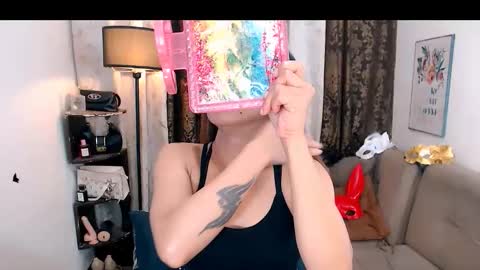 amber online show from October 2025 10:56:01 PM