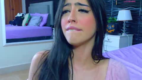 Snapshot of amber_bull chatting on November 2025 01:10:01 PM amber_bull online show from November 2025 01:10:01 PM