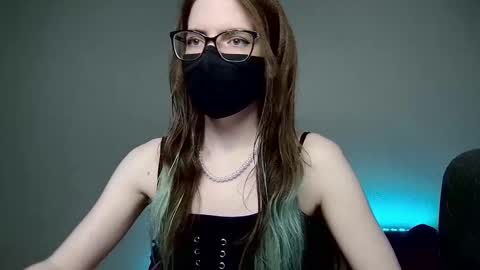 Snapshot of amber_candyfloss chatting on November 2025 12:56:01 AM Amber non-nude model online show from November 2025 12:56:01 AM