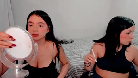 Snapshot of amber_landy1 chatting on December 2024 12:20:01 AM amber online show from December 2024 12:20:01 AM