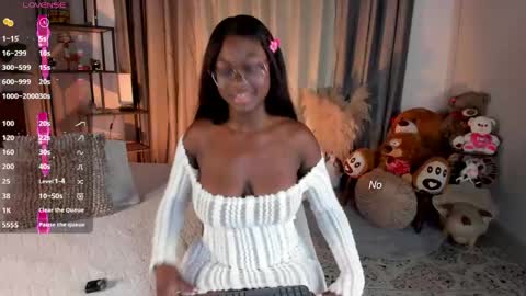 Snapshot of amber_maxwell chatting on May 2026 09:20:01 PM Amber online show from May 2026 09:20:01 PM