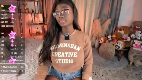 Snapshot of amber_maxwell chatting on May 2026 08:48:02 PM Amber online show from May 2026 08:48:02 PM