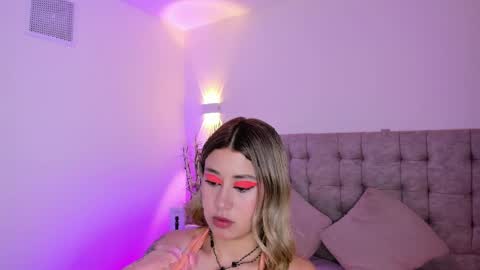 amber_palmer online show from April 2026 08:44:01 PM
