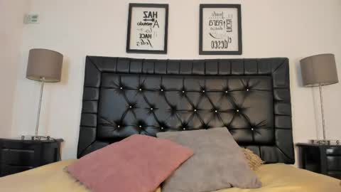 julieta  online show from April 2026 01:47:01 PM