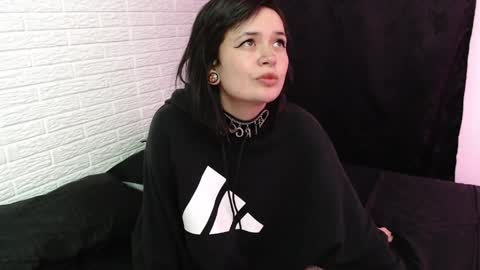 Snapshot of amber_rouss chatting on January 2025 09:13:01 AM ROUSS online show from January 2025 09:13:01 AM