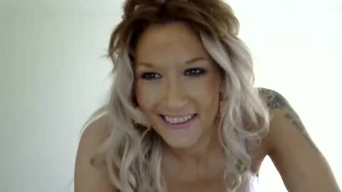 Kaligirll online show from June 2026 09:59:02 PM