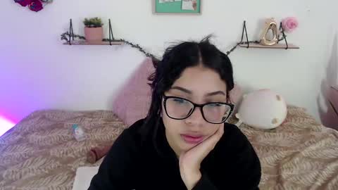 Snapshot of amberjeong chatting on January 2025 10:44:01 PM Amber Jeong online show from January 2025 10:44:01 PM