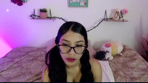 Snapshot of amberjeong chatting on January 2025 10:40:01 PM Amber Jeong online show from January 2025 10:40:01 PM