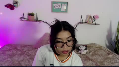 Snapshot of amberjeong chatting on January 2025 02:11:02 AM Amber Jeong online show from January 2025 02:11:02 AM