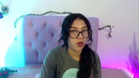 Snapshot of amberjeong chatting on January 2025 11:29:01 PM Amber Jeong online show from January 2025 11:29:01 PM