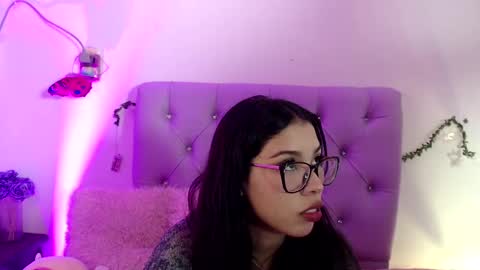 Snapshot of amberjeong chatting on January 2025 12:04:02 AM Amber Jeong online show from January 2025 12:04:02 AM