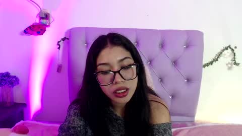 Snapshot of amberjeong chatting on January 2025 03:15:01 AM Amber Jeong online show from January 2025 03:15:01 AM