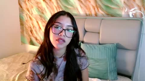 Snapshot of amberjeong chatting on March 2025 02:37:02 AM Amber Jeong online show from March 2025 02:37:02 AM