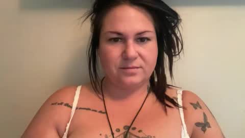 Snapshot of ambermoss7 chatting on November 2025 09:39:01 PM ambermoss7 online show from November 2025 09:39:01 PM