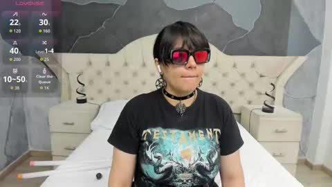 Snapshot of amberrgrey_ chatting on September 2025 12:37:02 PM Amber Grey online show from September 2025 12:37:02 PM