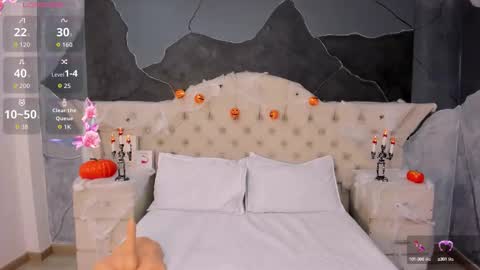 Snapshot of amberrgrey_ chatting on October 2025 05:43:01 PM Amber Grey online show from October 2025 05:43:01 PM