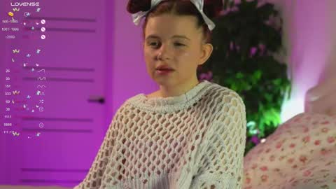 Amber online show from October 2025 07:03:01 PM