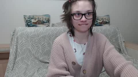 Snapshot of ambersimard chatting on December 2024 03:54:02 AM Amber online show from December 2024 03:54:02 AM