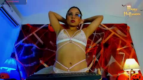 ambervegaa online show from October 2025 11:03:01 AM