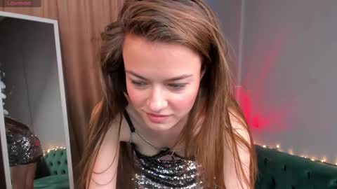 Snapshot of ameli_lorans chatting on February 2025 06:23:01 AM Ameli Lorans online show from February 2025 06:23:01 AM