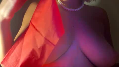 Snapshot of amelia9797 chatting on November 2025 08:00:01 PM Beatrice online show from November 2025 08:00:01 PM